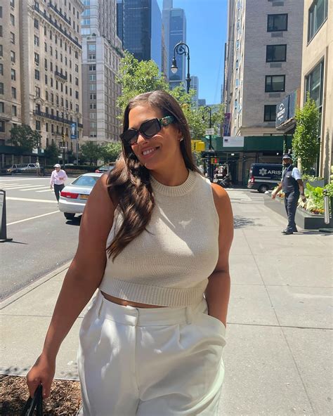 ashley graham booty|Ashley Graham poses naked in new Instagram photo: .